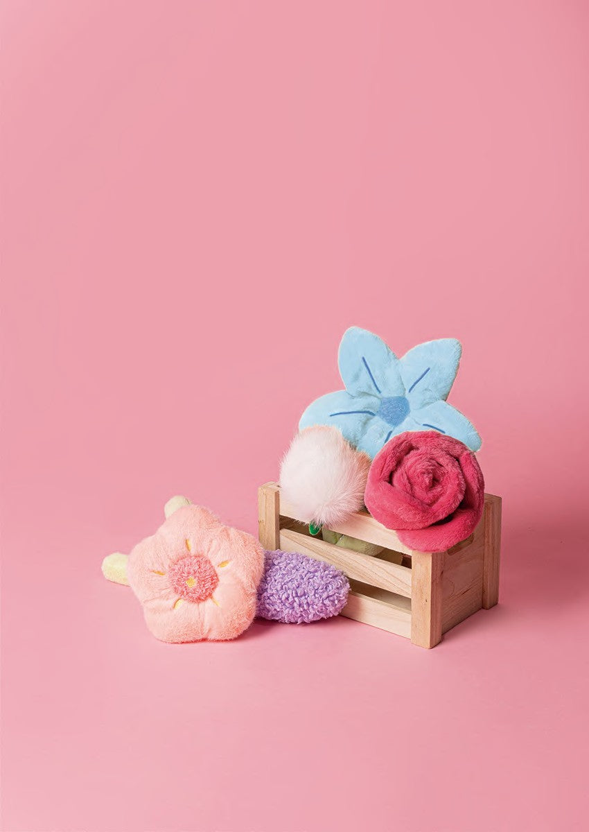 PETSVILLE plush flowers in a miniature wooden planter