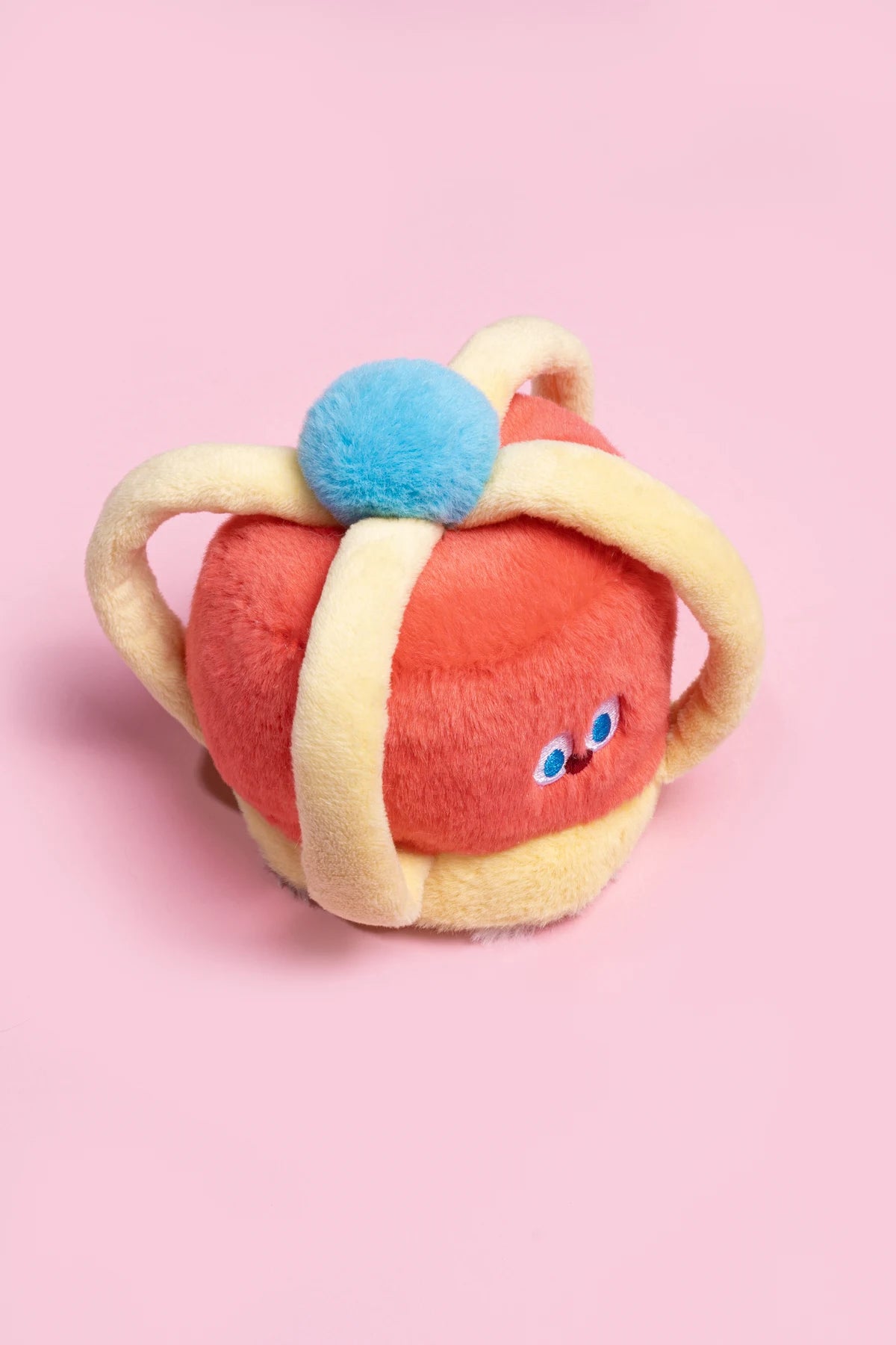 Fluffy Little King Toy — photograph 2