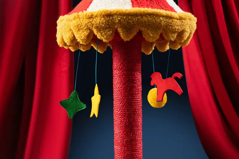 Carousel Cat Scratcher — photograph 4