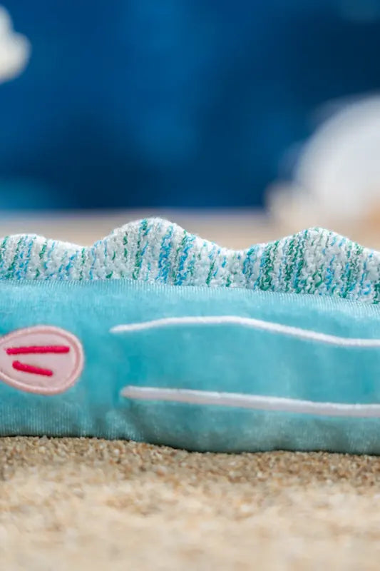 Crunchy Ribbonfish Toy — photograph 2