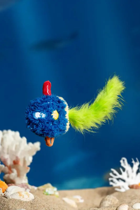 Wiggle Tail Sunfish Cat Toy — photograph 1