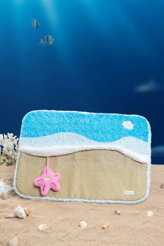 Ocean Breeze Cooling Mat — photograph 1